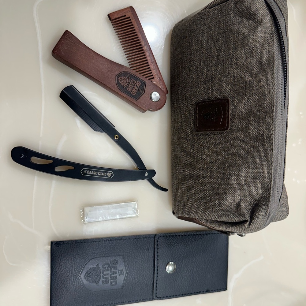 Grooming Kit with Brown and Black Accessories